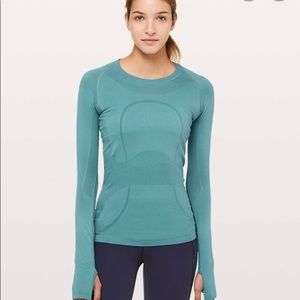 Blue green Lululemon Swiftly Tech long sleeve